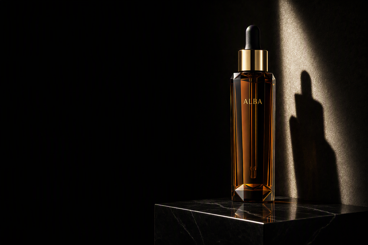 ALBA Lucent still life